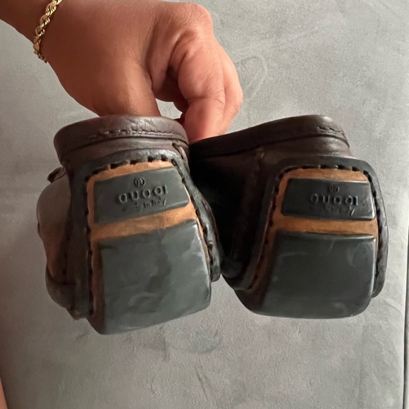 Unisex Gucci Classic Horsebit Loafer - Picture 3 of 3